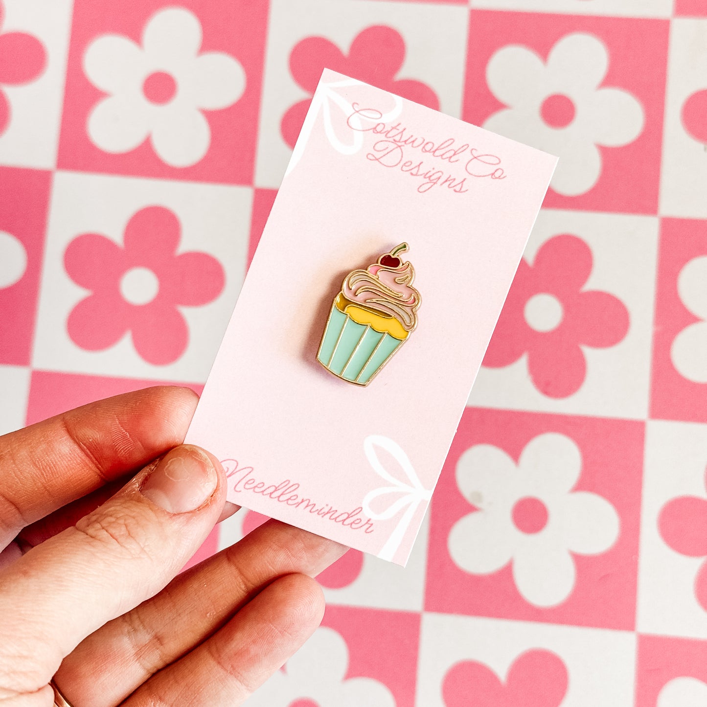 Cupcake Aesthetic Needle Minder, Trendy Needle Minder for Needlepoint Canvas