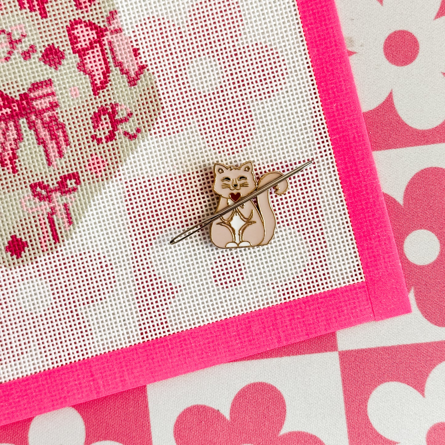 Pink Cat Aesthetic Needle Minder, Trendy Needle Minder for Needlepoint Canvas