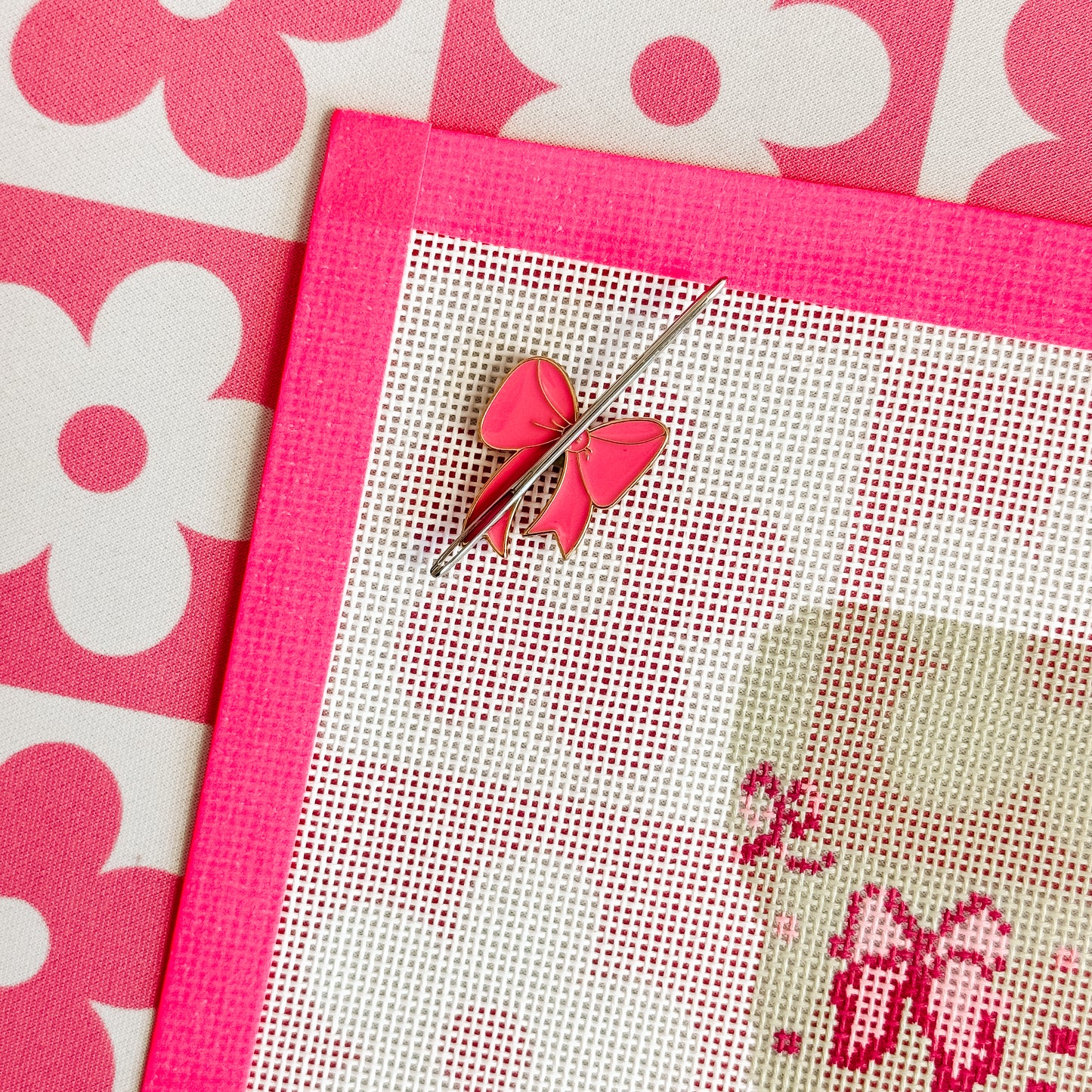 Aesthetic Bow Coquette Needle Minder, Needlepoint Needle Minder, Pink Bow Cute Pink Needle minder Magnetic