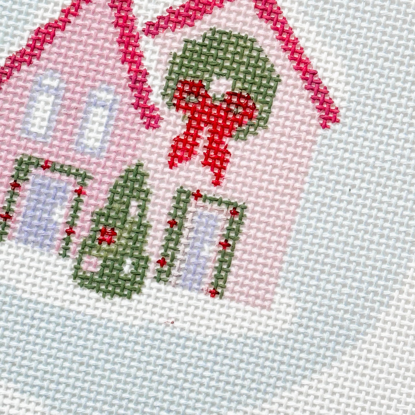 Christmas Houses Ornament Needlepoint Canvas 18 Mesh 4” Design, Christmas Round Ornament Needlepoint Canvas modern Hand Painted