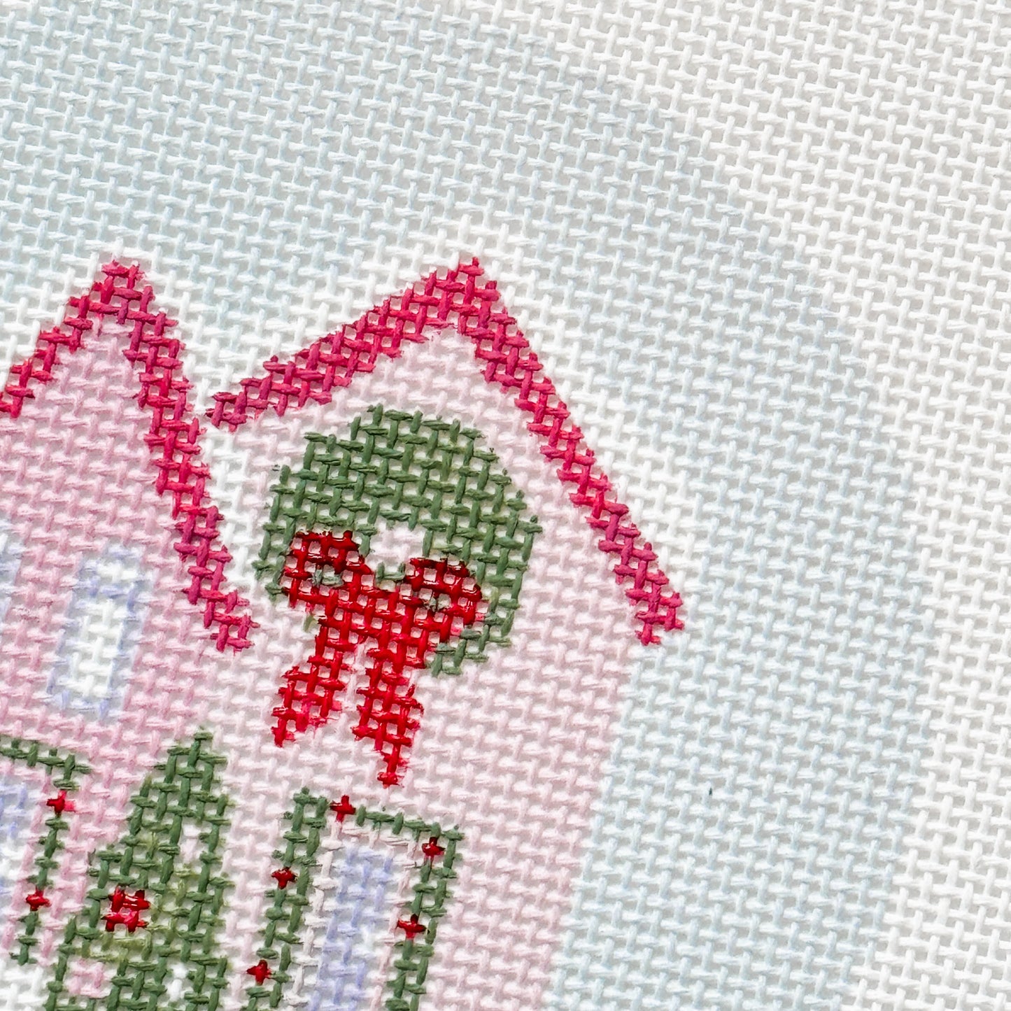 Christmas Houses Ornament Needlepoint Canvas 18 Mesh 4” Design, Christmas Round Ornament Needlepoint Canvas modern Hand Painted