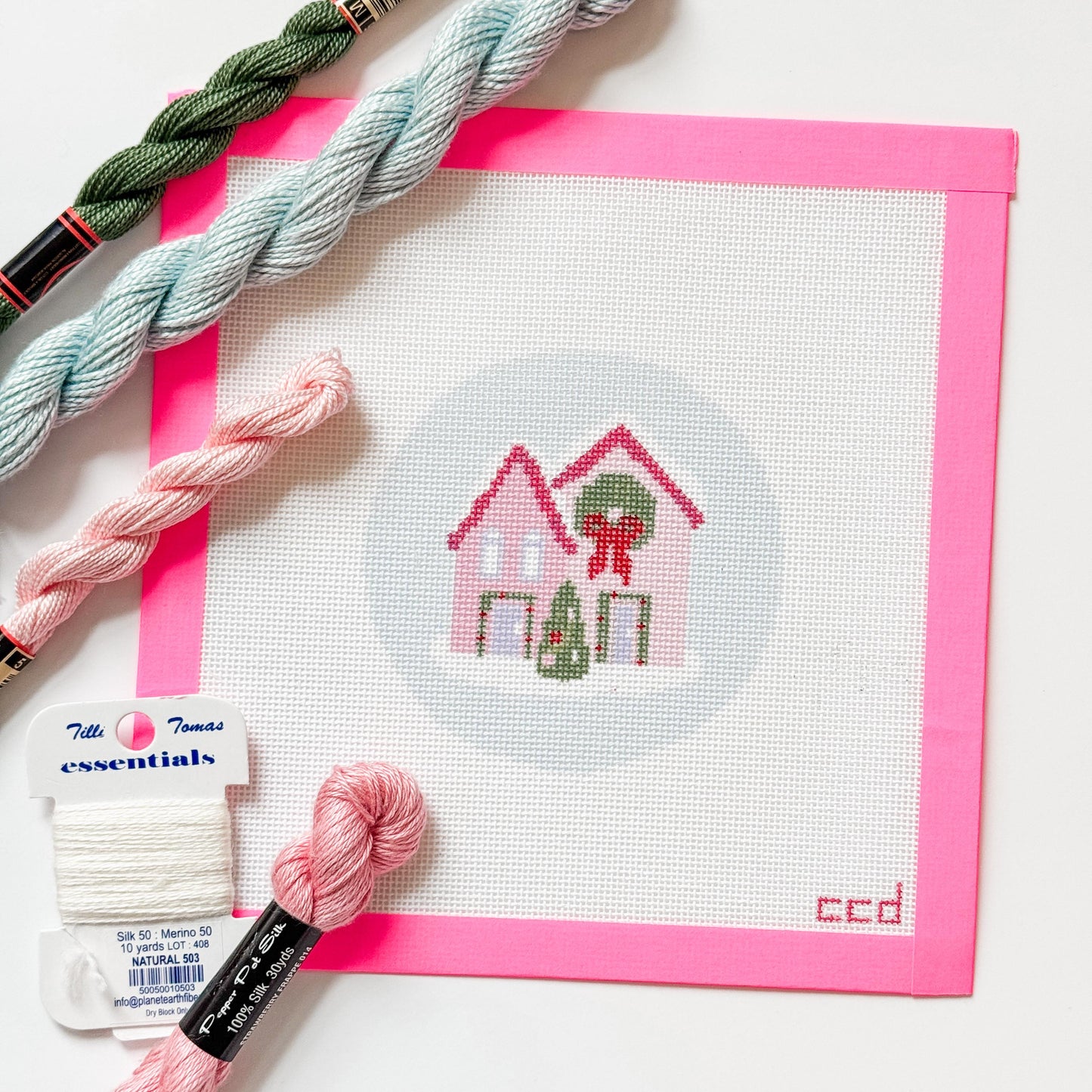 Christmas Houses Ornament Needlepoint Canvas 18 Mesh 4” Design, Christmas Round Ornament Needlepoint Canvas modern Hand Painted