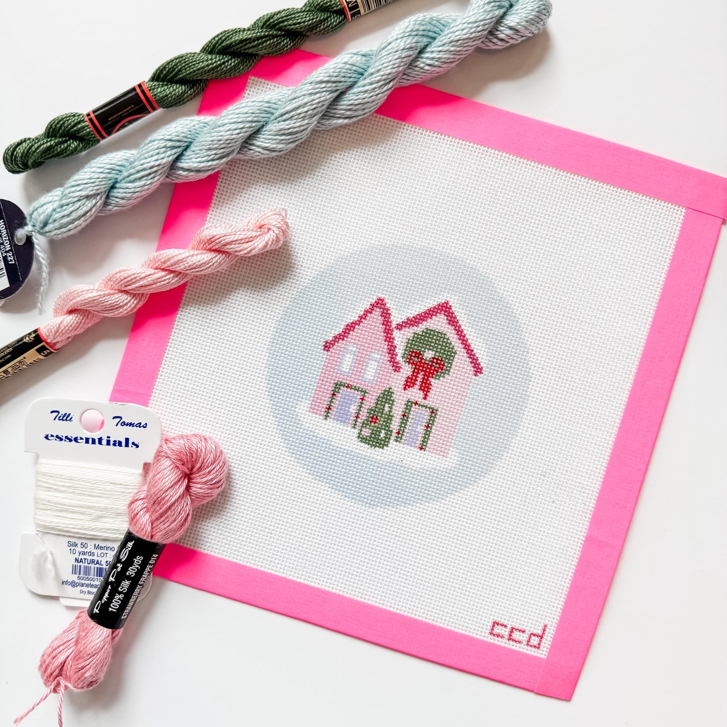 Christmas Houses Ornament Needlepoint Canvas 18 Mesh 4” Design, Christmas Round Ornament Needlepoint Canvas modern Hand Painted