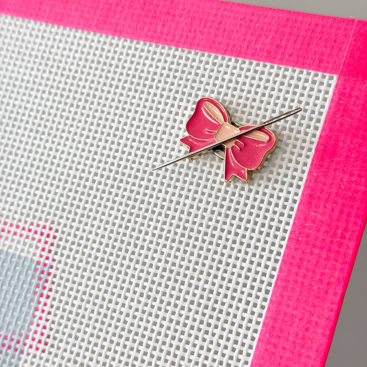 Aesthetic Bow Coquette Needle Minder, Needlepoint Needle Minder, Pink Bow Cute Pink Needle minder Magnetic