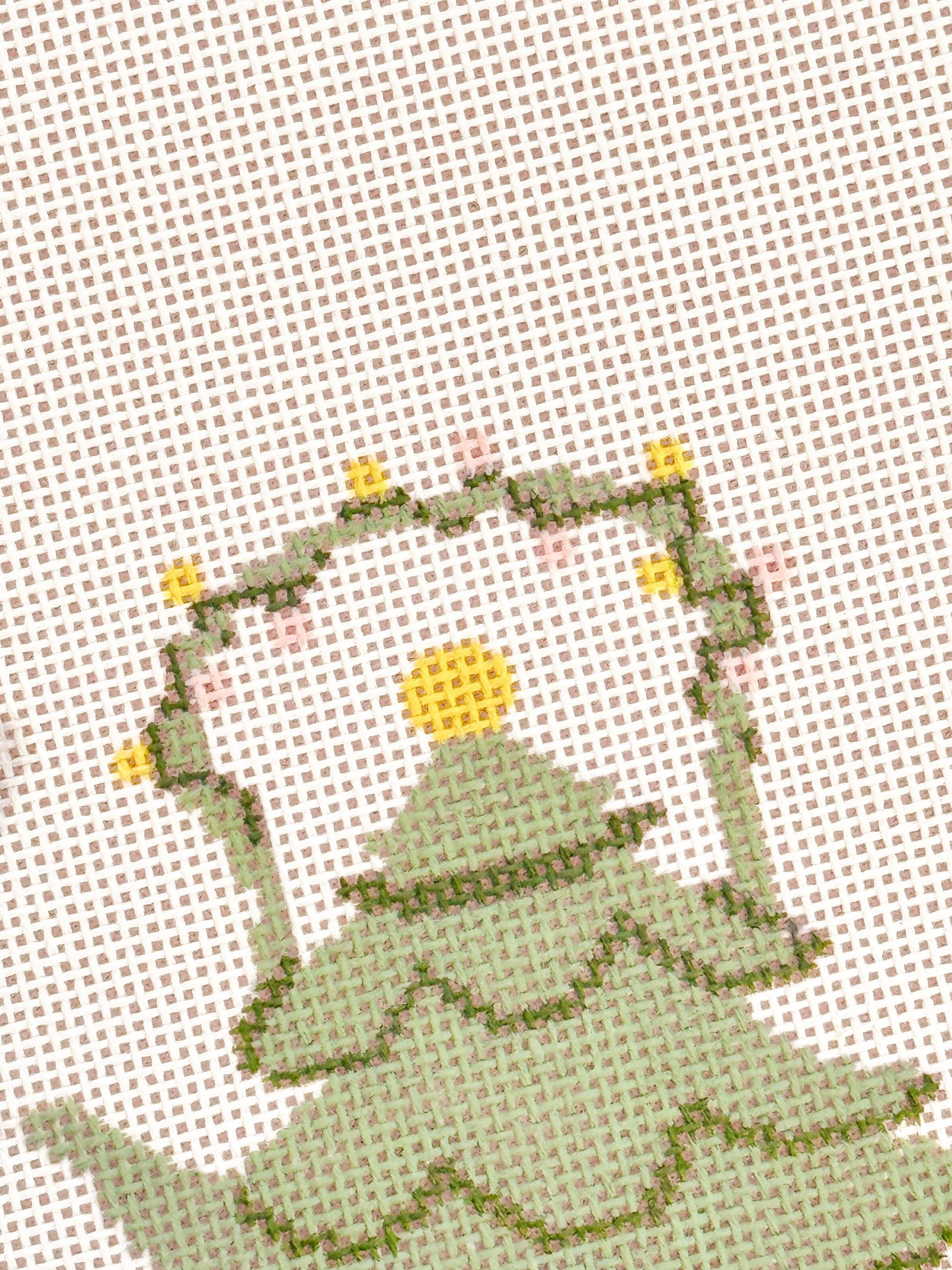 Christmas Tree Tea Kettle 18 Mesh Needlepoint Canvas – 2.5&quot; x 3&quot; Design