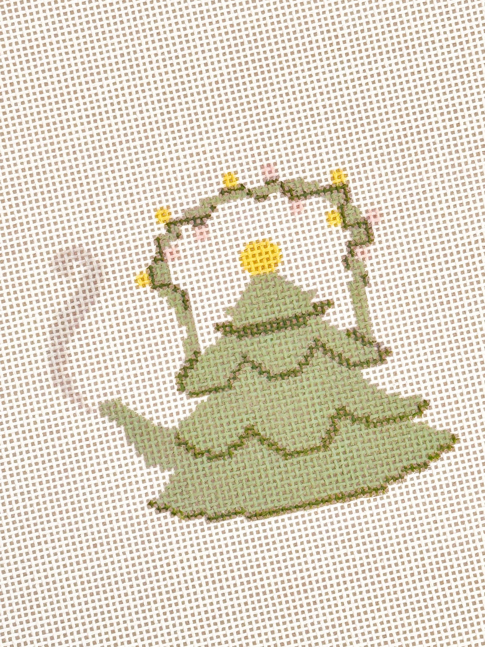Christmas Tree Tea Kettle 18 Mesh Needlepoint Canvas – 2.5&quot; x 3&quot; Design